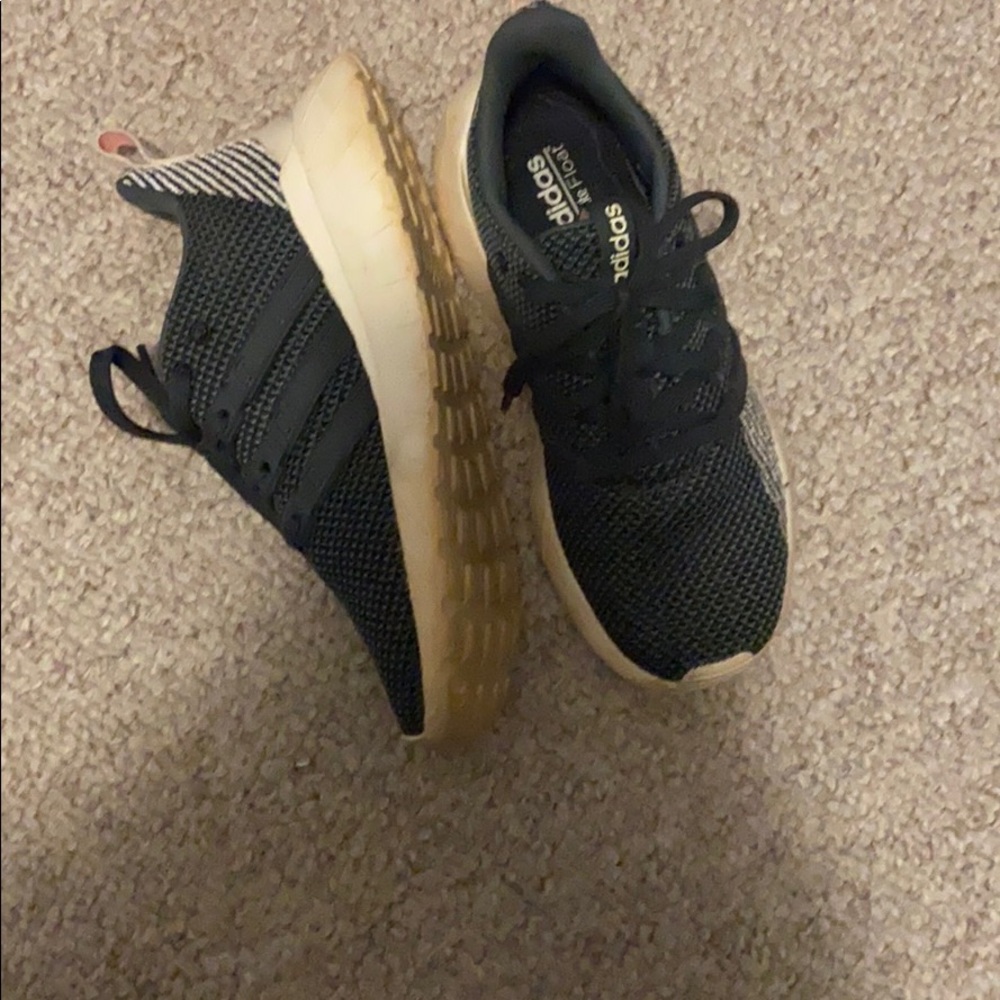 Adidas - Picture 2 of 4